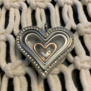 Origami Owl Heart Locket and Window Plates